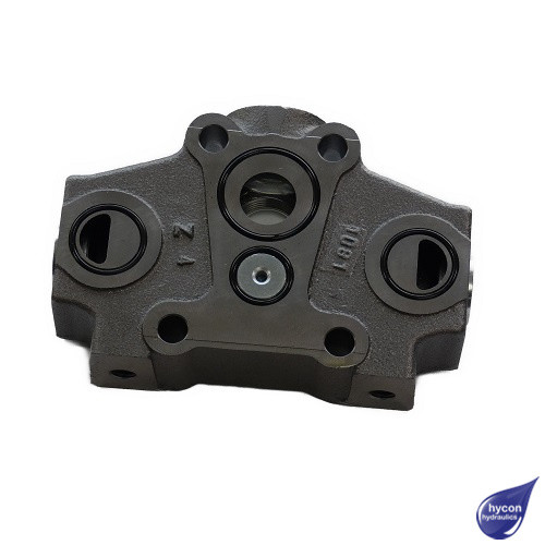 PICTURE OF BLB BC150 OUTLET COVER 