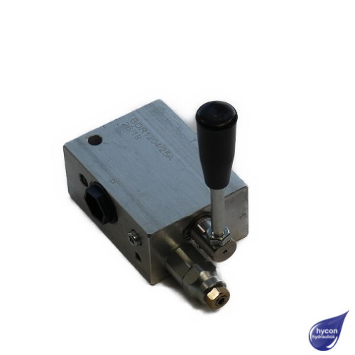 PICTURE OF HYDRAULIC MOTOR MOUNTED CONTROL VALVE