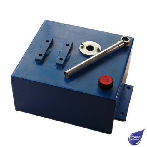 PICTURE OF GASPARINI HAND PUMP TANK